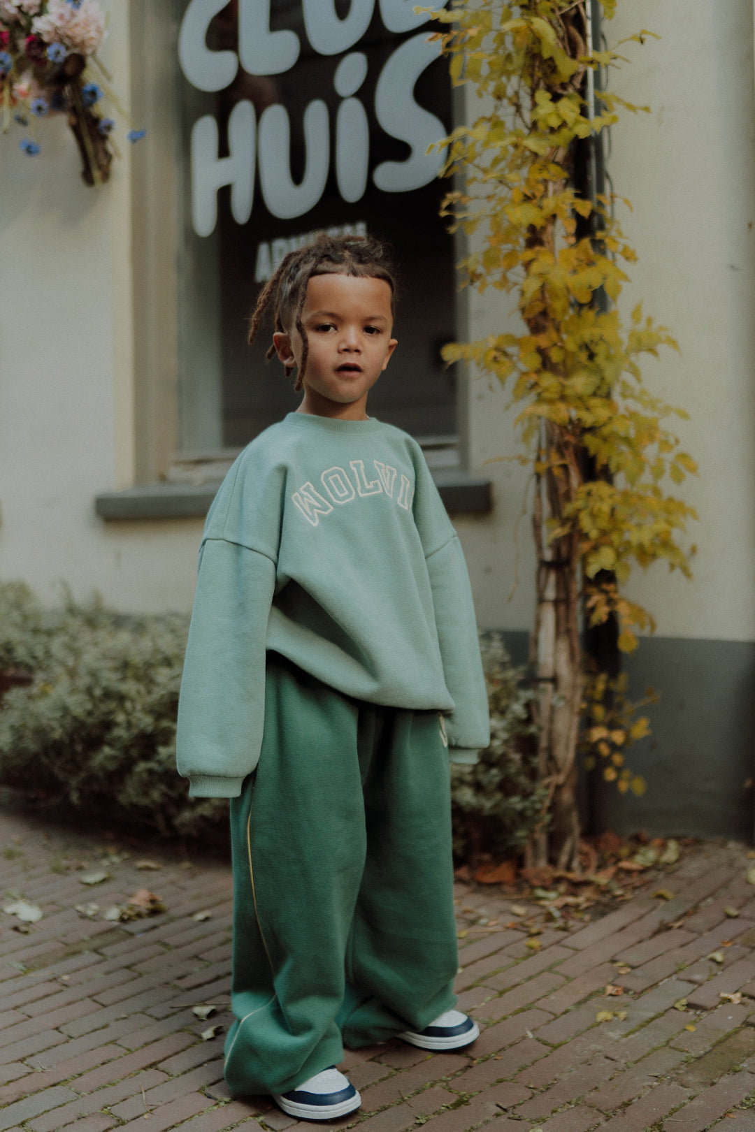 Matching oversized mint sweaters by Wolvie