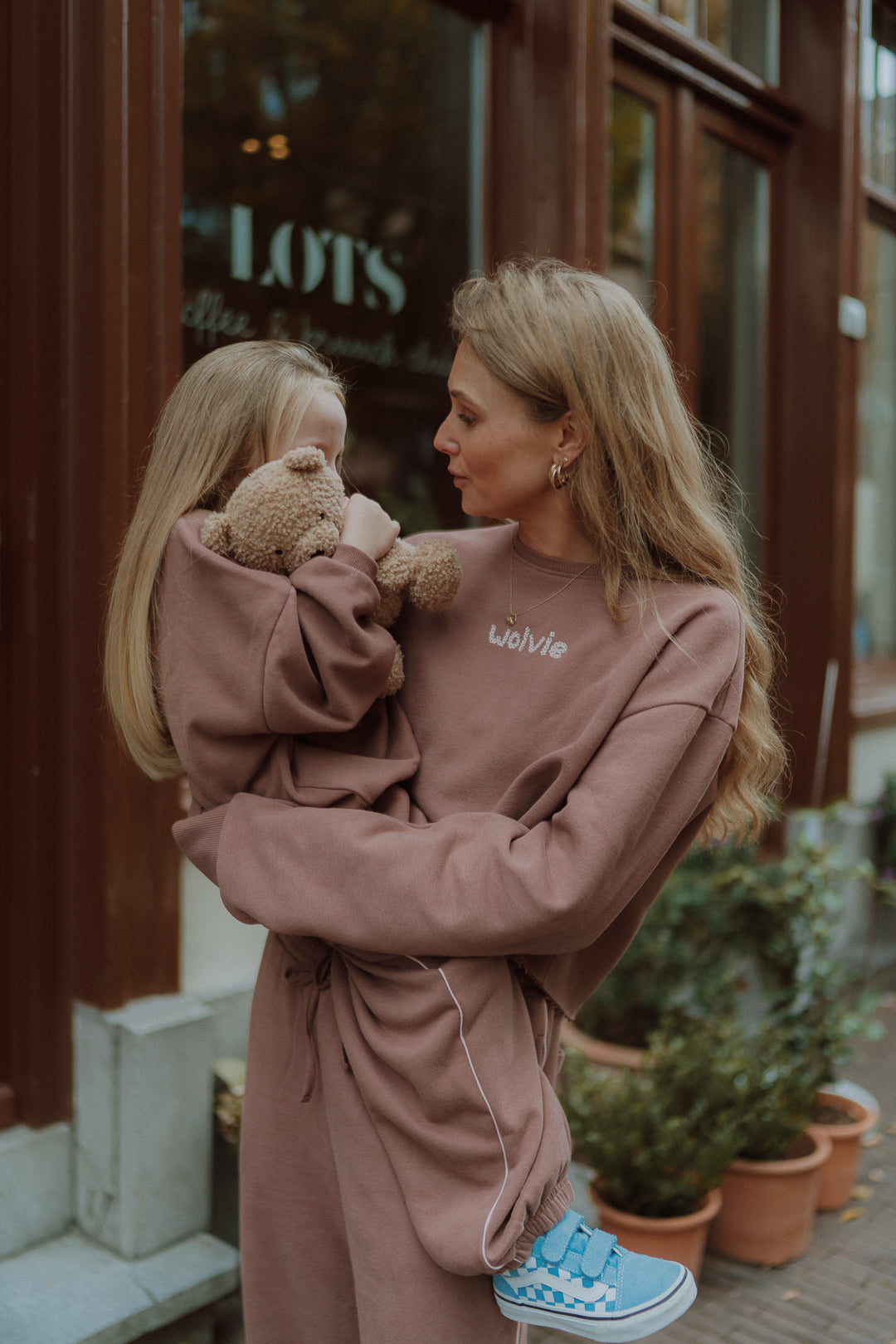 Coco Jogger in Brown Mauve – Wolvie